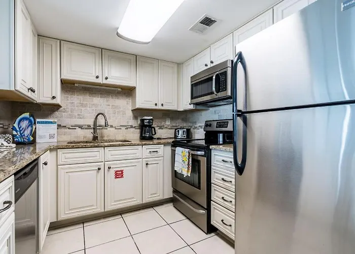 Island Sunrise 565 By Youngs Suncoast Apartment
